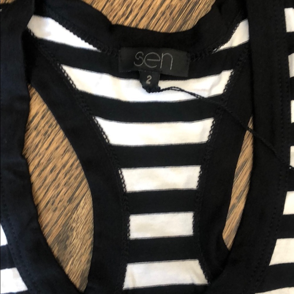 Striped tank - Picture 2 of 2